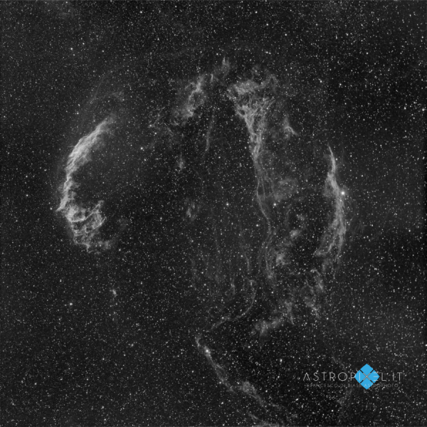 File:900px-Veil-complex Ha.png